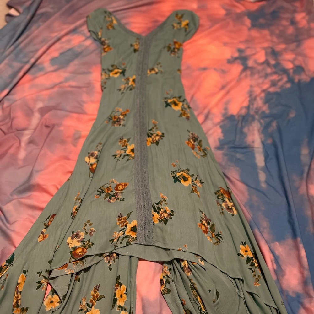 Nostalgia Floral Dress